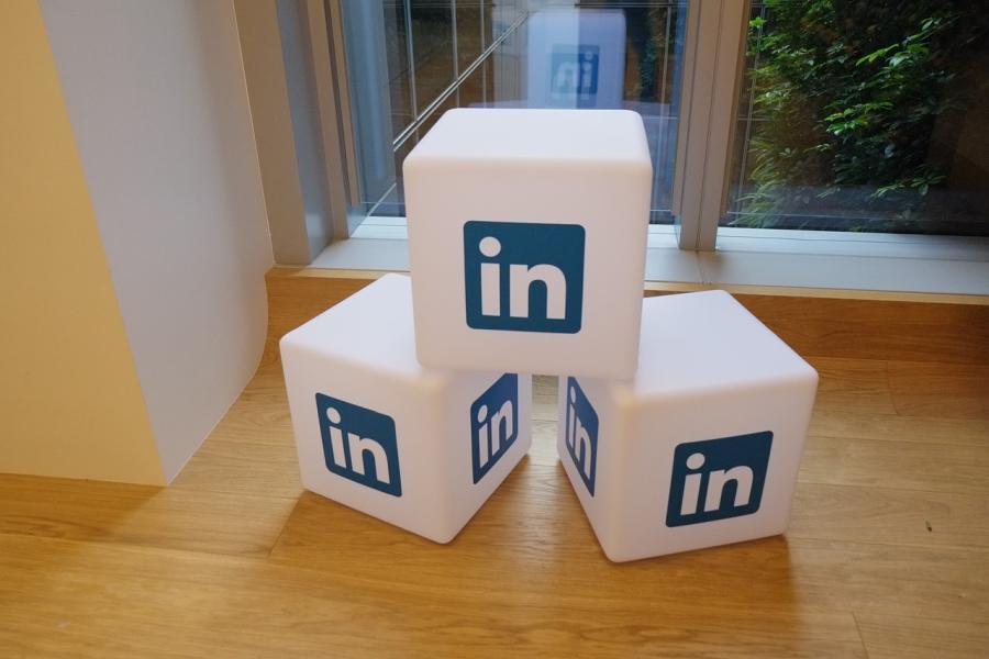 Linkedin Privacy, and how to improve it 1